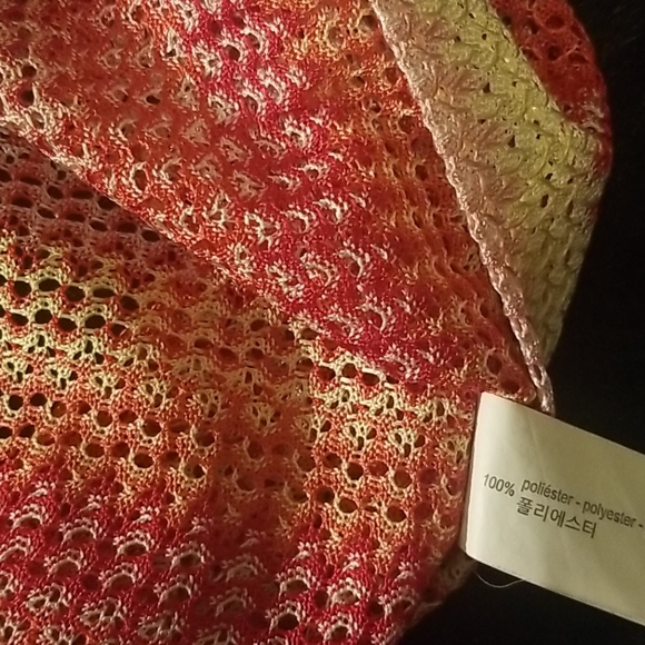 3/$15🚨WAS. $39  ZARA Colorful Loose Knit Ruffled Top Med - Picture 11 of 16